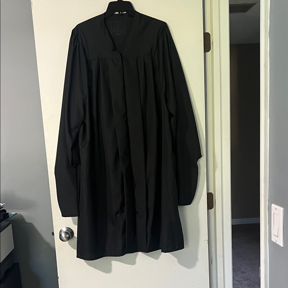 Black Graduation Gown